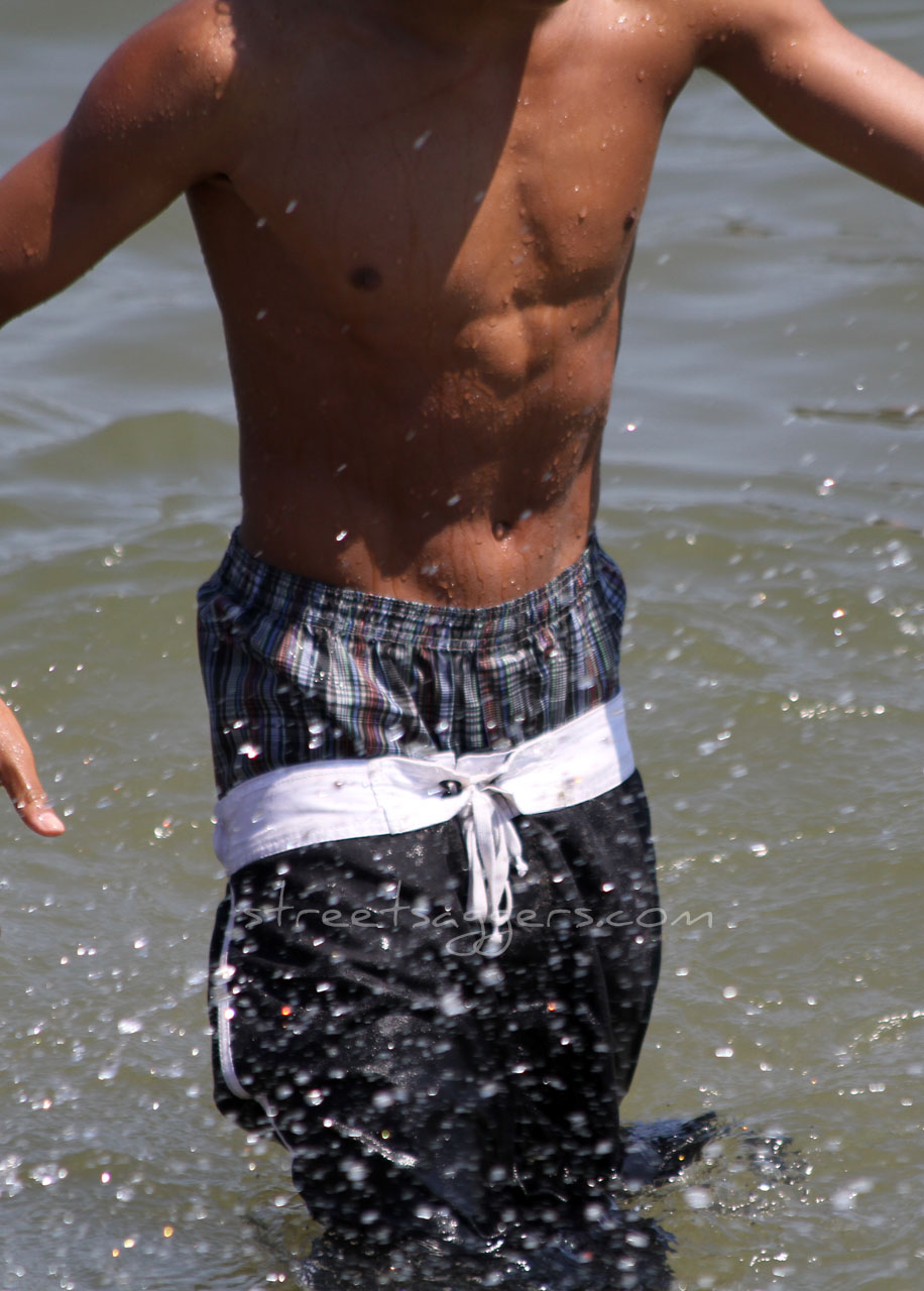 Wet saggers month (I) .